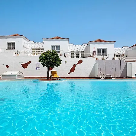 Casa Eri Con Piscina 公寓