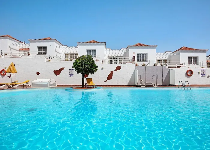 Casa Eri Con Piscina 公寓